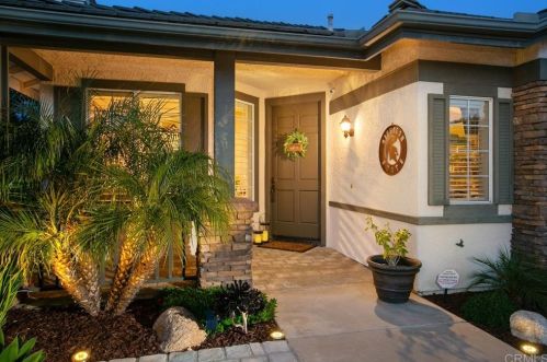 1735 Medinah Rd, San Marcos, CA 92069-1181