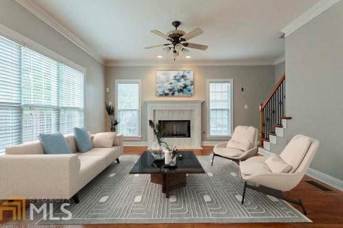 908 Edgewater Dr, Loganville, GA 30052-7399