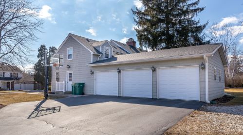 454 Margate Ter, Bannockburn IL  60015-3359 exterior