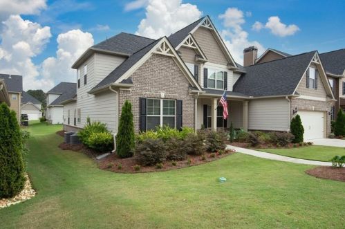 661 Deer Springs Way, Loganville, GA 30052-8286