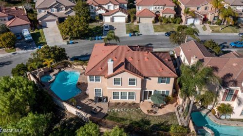 768 Eisenhower Way, Simi Valley, CA 93065-8360