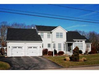 8 Briar Patch Dr, Westerly, RI 02891-3565