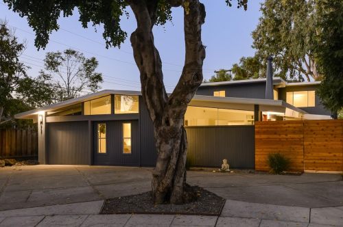 951 Blair Ct, Palo Alto, CA 94303-3448