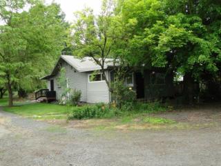 3849 Roosevelt, Eugene OR  97402-6523 exterior