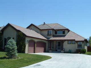 1716 Shoshone Dr, Bishop, CA 93514-8118