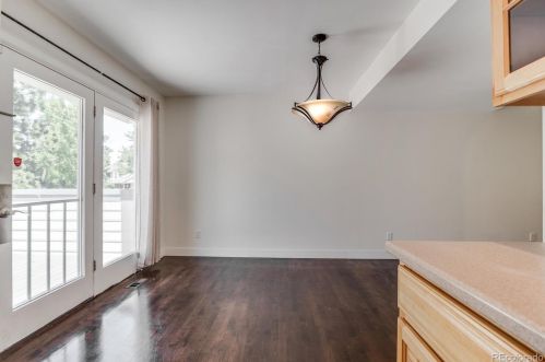 6909 Briarwood Dr, Englewood CO 80112-1160 exterior