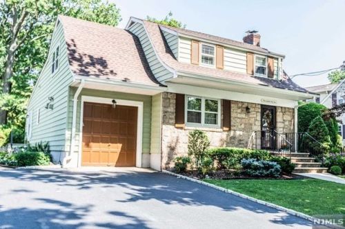 354 Elm St, Oradell, NJ 07649-2248