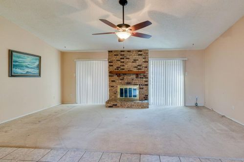 7909 Katie Ln, Fort Worth TX 76148-1512 exterior