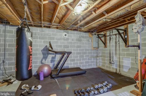 834 Ocean Ave, Lancaster PA  17603-5068 exterior