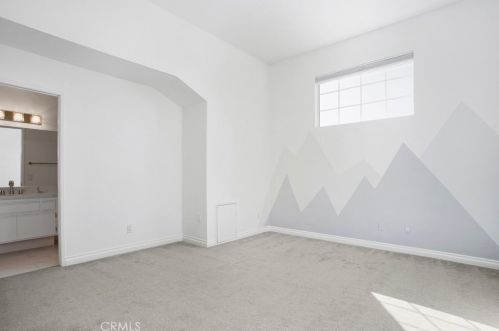 1052 Dewcrest Dr, Anaheim CA  92808-2403 exterior