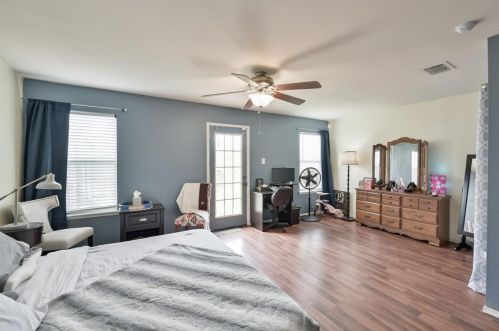 10600 Wild Oak Dr, Fort Worth TX  76140-5437 exterior