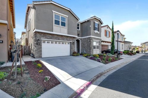 133 Chysis Rd, Milpitas, CA 95035-8930
