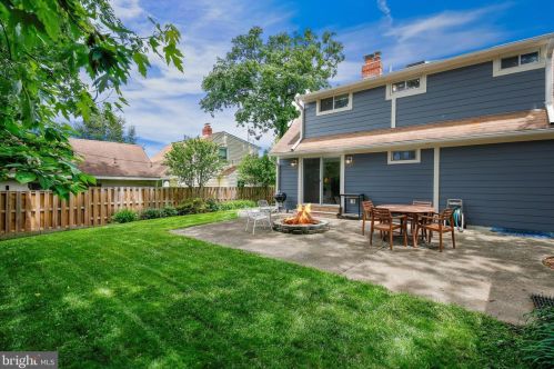 2231 Luzerne Ave, Silver Spring MD 20910-2133 exterior