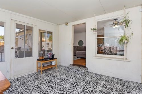 3656 Harding St, Riverside CA  92506-2621 exterior