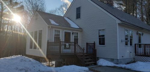 37 Butler Ave, Berwick, ME 03901-2510