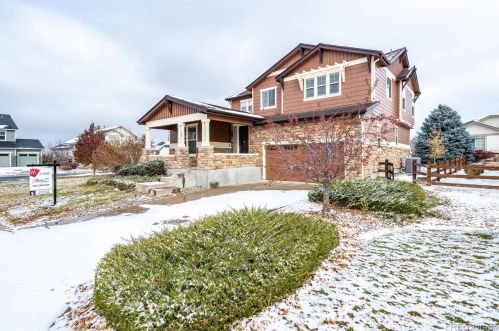 280 Elk Ct, Aurora CO 80016-4104 exterior