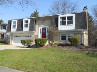 164 King Henry Ct, Palatine, IL 60067-2637