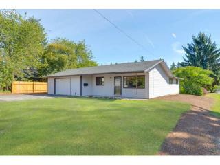 8606 Schuyler St, Portland, OR 97220-5547