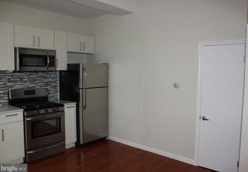 1150 12 St, Philadelphia PA 19147-4524 exterior