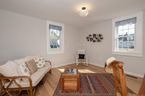 41 New Marker Rd, Wapping CT  06074-1863 exterior