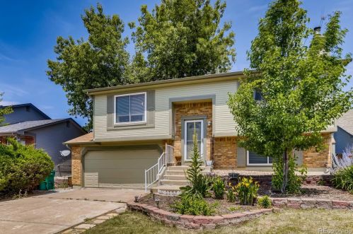 19495 Nassau Dr, Aurora CO  80013-4554 exterior