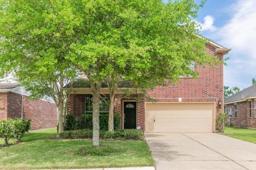 2905 Castleton Bay Ln, Pearland, TX 77584-6539