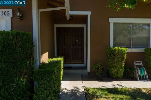 305 Lava Ct, Pacheco, CA 94553-5430
