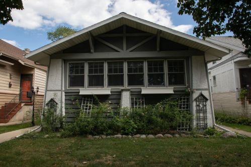 4133 Leamington Ave, Chicago, IL 60641-1433