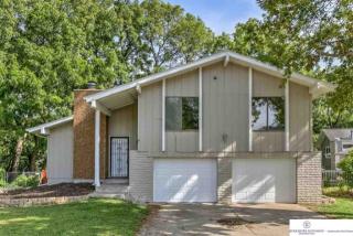 8017 Wildewood Dr, Omaha, NE 68127-4263