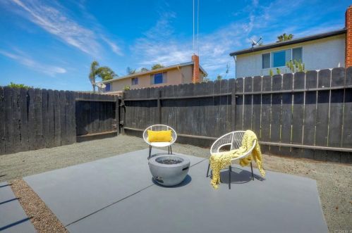 1826 Burroughs St, Oceanside CA  92054-6006 exterior