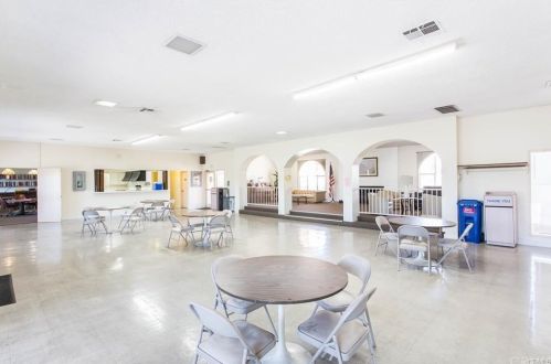 718 Sycamore Ave, Vista CA  92083-7937 exterior