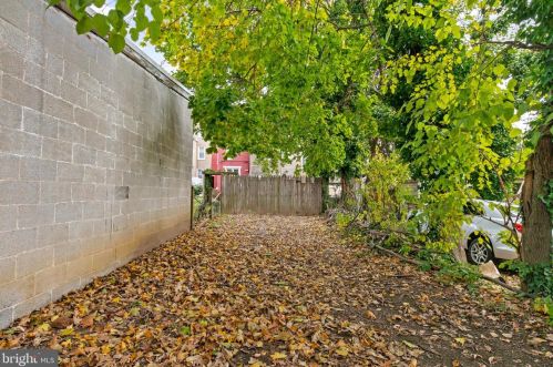 228 Pne St, Lancaster PA  17603-3435 exterior