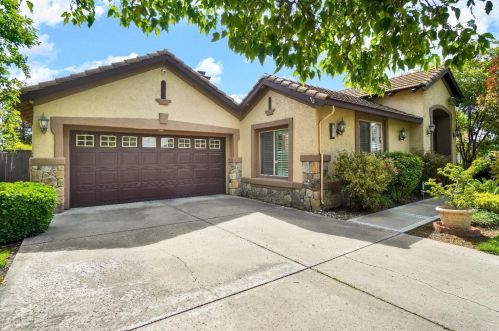 9991 Visconti Ct, Elk Grove, CA 95757-3059