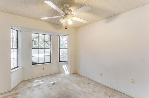 1824 Lincolnshire Way, Fort Worth TX  76134-5584 exterior