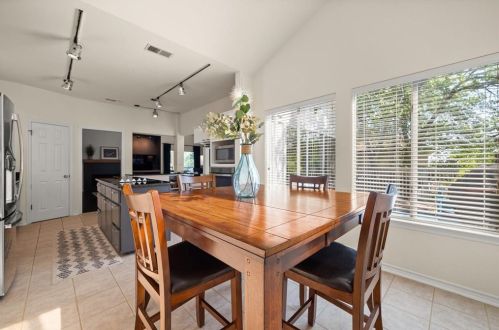 146 Acapulco Dr, Austin TX  78734-3454 exterior