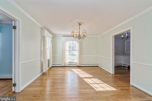 1 Nelson Ridge Rd, Princeton NJ  08540-7423 exterior