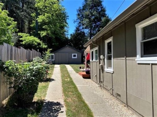 161 Race St, Grass Valley, CA 95945-7347