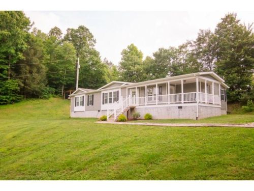 12015 Chipmunk Dr, Pound, VA 24279-2554