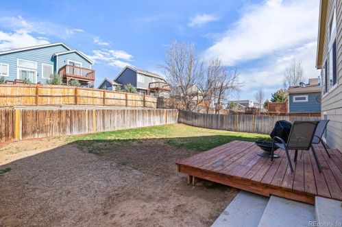 5162 Nepal Way, Aurora CO 80015-6403 exterior