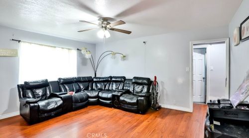 929 Harmon St, Santa Ana CA  92704-2015 exterior