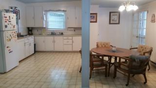 201 Arrowhead Pt, Lexington, NC 27292-6985