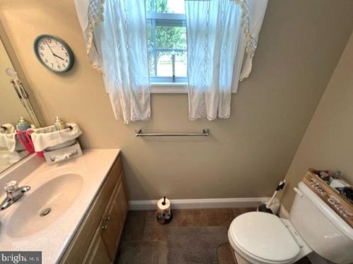 144 Foggy Bottom Ln, Berkeley Springs WV  25411-5200 exterior