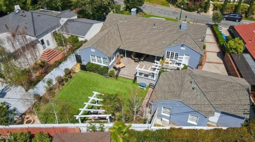 1428 Andenes Dr, Glendale CA  91208-1911 exterior