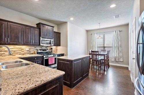 3083 Positano Loop, Bryan TX 77808-5436 exterior