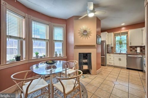 38 Vine St, Lancaster PA  17602-3549 exterior