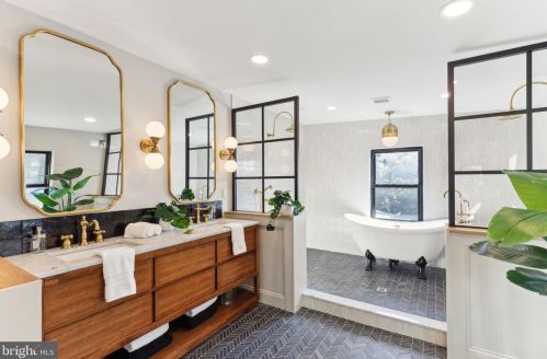 743 22nd St, Philadelphia PA 19130-2604 exterior