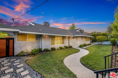 6222 Altura Ave, Glendale CA  91214-2325 exterior