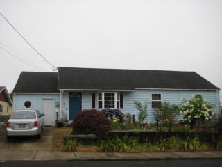 316 11th St, Newport OR  97365-2919 exterior