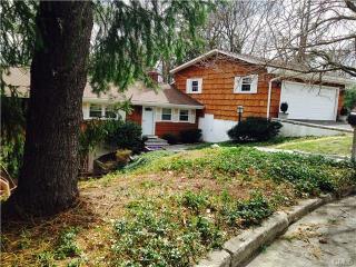 492 Papurah Rd, Fairfield, CT 06825-7247