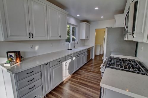 645 Hacienda St, Anaheim CA  92804-2656 exterior